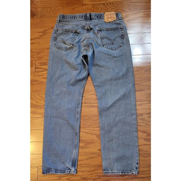 Levi's Jeans Men 34x31 Blue Denim 505 Regular Fit Straight Leg Medium Wash - Picture 2 of 16